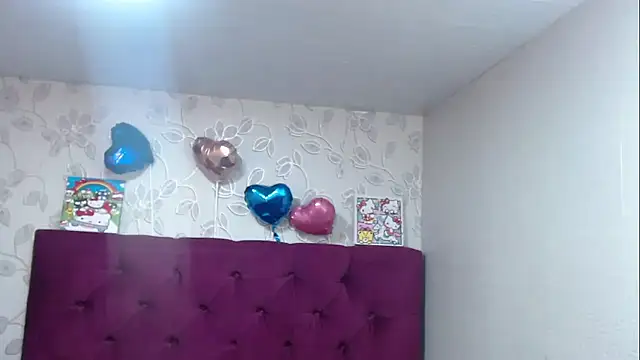 Snapshot of selenabustamante chatting on May 3, 11:27 am selenabustamante online show from May 3, 11:27 am