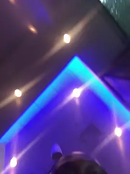 MadameMuse online show from April 21, 8:23 pm