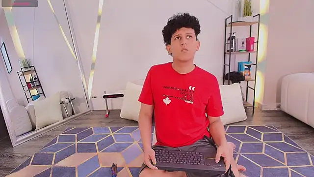 DamianVice online show from December 19, 2:13 pm