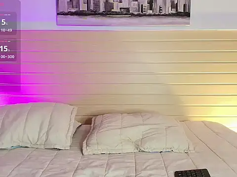 Madisonkay online show from January 18, 2:04 am