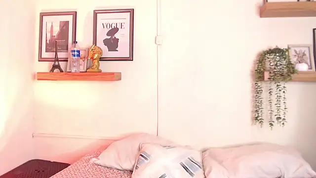 Madisonkay online show from April 18, 7:58 pm