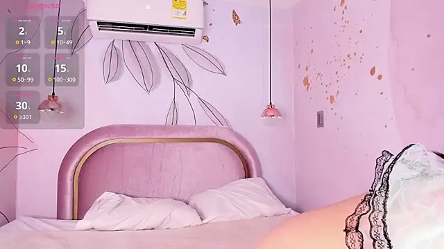 Charlote masson online show from April 22, 7:37 pm