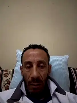Snapshot of walide100000 chatting on April 19, 6:32 pm walide100000 online show from April 19, 6:32 pm