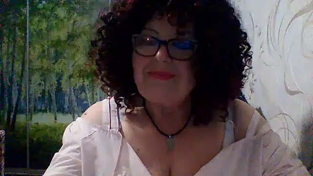 Snapshot of Milaniya606 chatting on May 20, 5:02 am Milaniya606 online show from May 20, 5:02 am