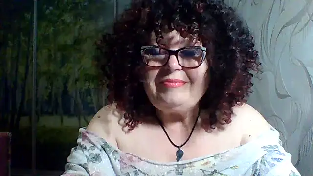 Snapshot of Milaniya606 chatting on June 3, 4:34 pm Milaniya606 online show from June 3, 4:34 pm