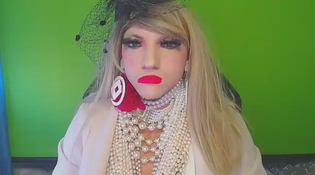 VanesaCrossic online show from March 20, 5:35 am