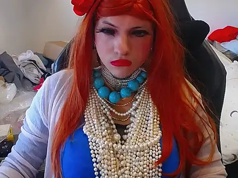 VanesaCrossic online show from July 24, 11:30 am