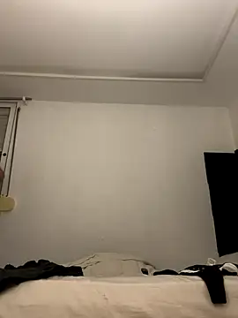 Zaskeee online show from October 31, 1:50 am