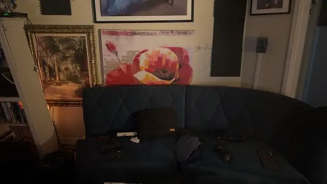 IntimeWild online show from December 4, 11:46 pm