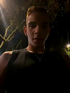 Snapshot of Dylams_maja chatting on November 20, 11:26 pm Dylams maja online show from November 20, 11:26 pm