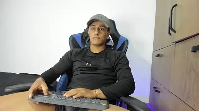 dorman boy online show from November 16, 4:07 am