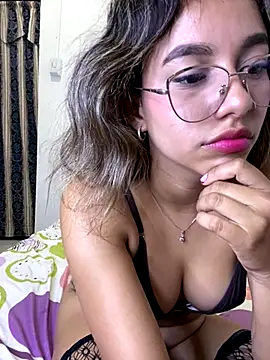 liahot69 online show from November 22, 3:49 am