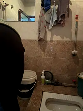 daaqnn online show from December 18, 11:44 pm