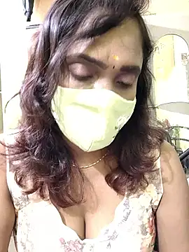 Queen-dhivya online show from January 6, 1:04 pm