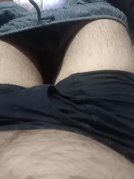 bearslove143 online show from December 15, 4:28 am