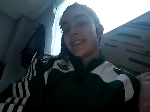 Snapshot of mooreenaa23 chatting on November 3, 4:19 pm mooreenaa23 online show from November 3, 4:19 pm