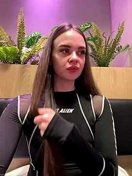 KristiRich online show from November 4, 8:02 am