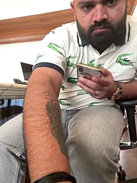 Snapshot of alan0ass chatting on April 11, 11:47 am alan0ass online show from April 11, 11:47 am