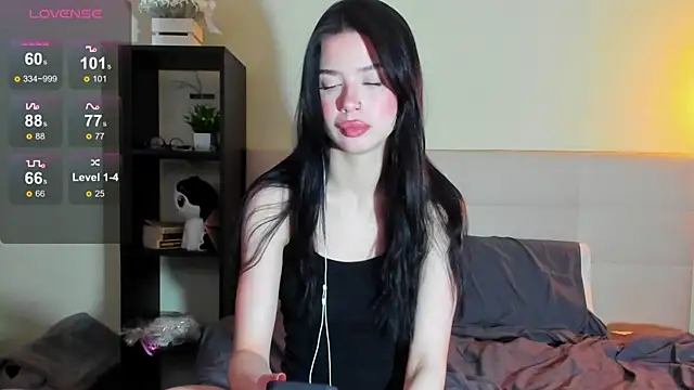Snapshot of Tune_Godnesss chatting on July 7, 11:42 pm Tune Godnesss online show from July 7, 11:42 pm