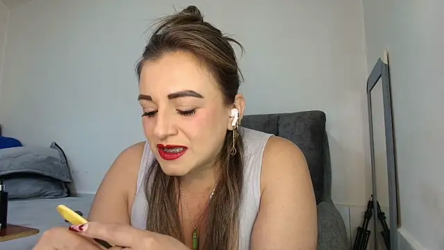 cataleyamyst online show from April 22, 3:42 am