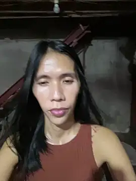 bellaUtops online show from April 18, 2:32 pm