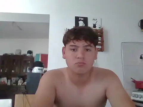 Myboy0020 online show from December 16, 5:40 pm