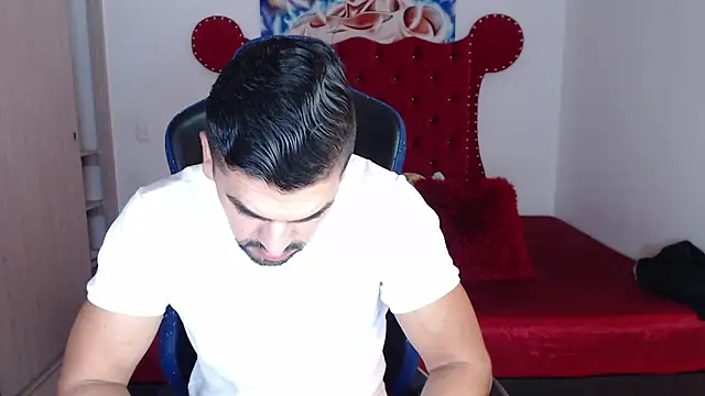 axelwinters   online show from March 7, 11:18 am