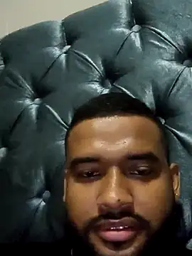 Snapshot of William1234-56 chatting on April 19, 7:49 pm William1234-56 online show from April 19, 7:49 pm