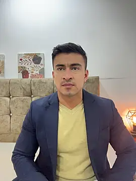 Snapshot of Chris_Clarck chatting on November 13, 7:46 pm Chris Clarck online show from November 13, 7:46 pm