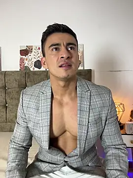 Snapshot of Chris_Clarck chatting on December 19, 8:16 pm Chris Clarck online show from December 19, 8:16 pm