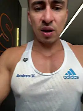 Chris Clarck online show from April 22, 5:25 pm