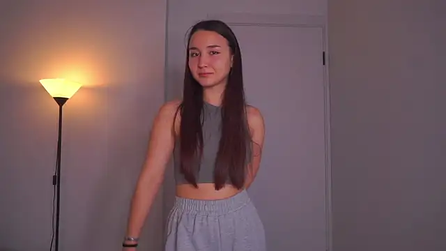 StephaniMulac online show from November 1, 4:14 am