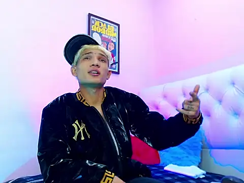 bad boy hottx online show from November 5, 11:16 pm