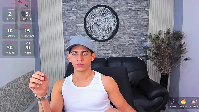 neithan   online show from November 3, 11:33 am