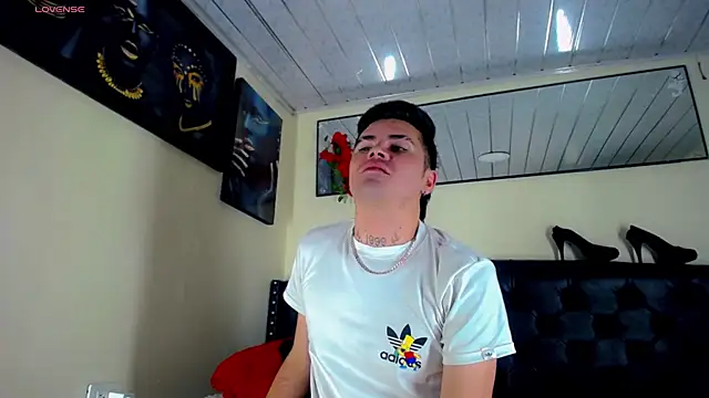 Sebastian Loaiza online show from November 6, 3:40 am