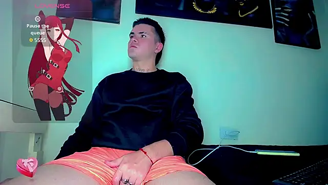 Sebastian Loaiza online show from November 18, 3:23 am