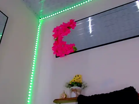 Sebastian Loaiza online show from December 16, 3:39 pm