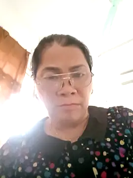 small-house123 online show from November 8, 8:25 am