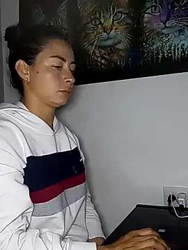 Snapshot of NathyMilf_ chatting on November 23, 7:41 am NathyMilf online show from November 23, 7:41 am