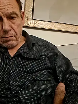 rando120001 online show from May 5, 2:19 am