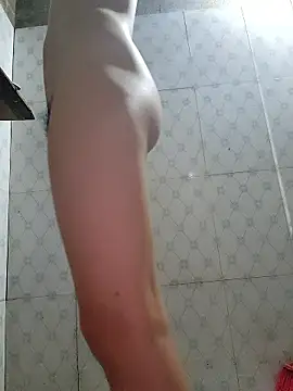 Yenhot18 online show from January 16, 11:36 am