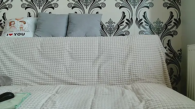 CharmingPearl online show from April 23, 12:29 pm