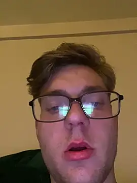 Niesmialyy online show from November 29, 12:24 am