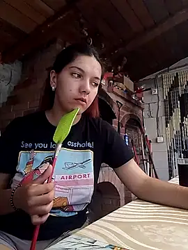 Snapshot of Lusandra1837lusi chatting on July 17, 9:05 am Lusandra1837lusi online show from July 17, 9:05 am