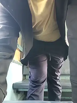 Snapshot of funnyboy_069 chatting on November 27, 8:05 am funnyboy 069 online show from November 27, 8:05 am