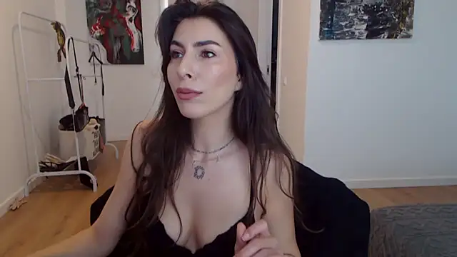 Rebecaburns online show from April 17, 1:36 pm