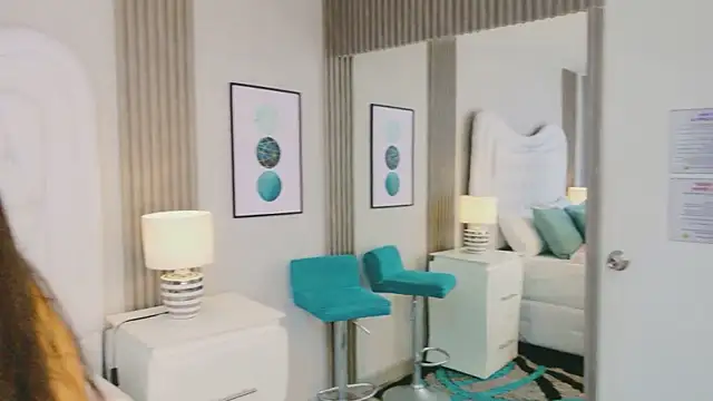 ScarlettPetrova online show from April 22, 11:34 am