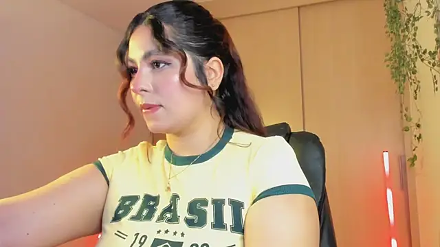 Cleopatra COL online show from February 24, 1:58 am