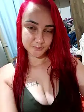 Snapshot of ruiviinhaah chatting on February 3, 7:30 pm ruiviinhaah online show from February 3, 7:30 pm