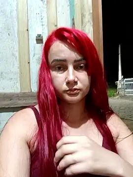 Snapshot of ruiviinhaah chatting on February 14, 12:18 am ruiviinhaah online show from February 14, 12:18 am